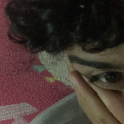 k4ikw's profile picture. eu que sou a praga e também sou a cura.