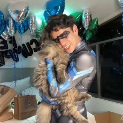 yiyistraww's profile picture. jungkook's gf
siwan's wife
                                                                                               only army | (9teen ☆⁠) | mercurial