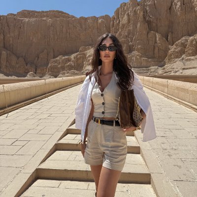 Starlit_Laur's profile picture. It's easy to find the friend but it's hard to find  a real friend in this cruel world 💖 
If you want money, it will be blocked ❌
No Gift Card ❌ No Porn 🔞