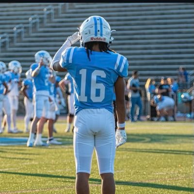 Jaysiz10's profile picture. 5'9 150 Centreville highschool football Track and field  2027 ⭐️DB
