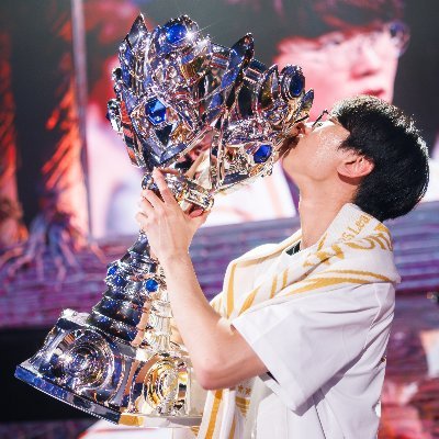 heydawn819's profile picture. #우주소녀 #보나 #김지연 #혜리 #이혜리 #도란