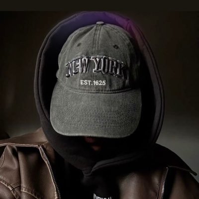 lu6i_'s profile picture. عهّد الوَفا مايُملكونه مَخافيف