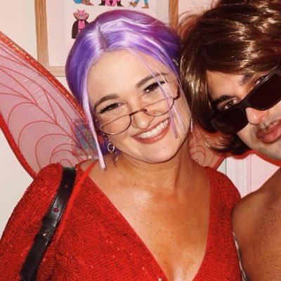 Karsen86's profile picture. dawgs + #getkarsenonsurvivor + whole lotta love for @salvulcano and @gordonramsay