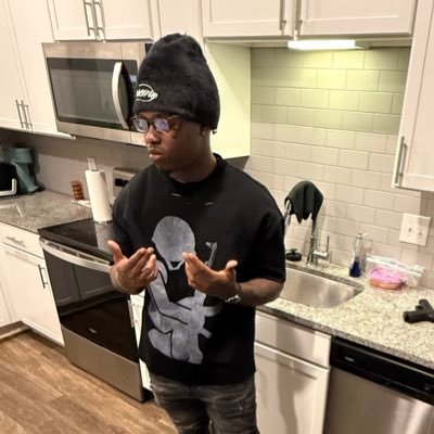 Whop_26's profile picture. Da Real ßrøll Junkie🫆