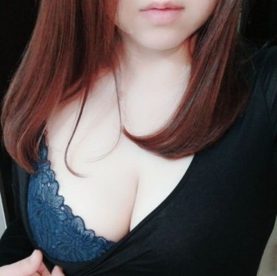 e1MG4X9H8w's profile picture. 28さい/164cm/Icup/しょっぷ店員/会いたい系/フォローしてくれたらDMしますね😊