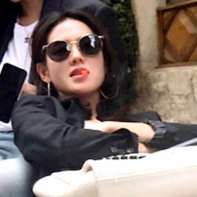 mihandsss's profile picture. in love with #SonYeJin #HyunBin #KimNamGil #JuJiHoon 🌟