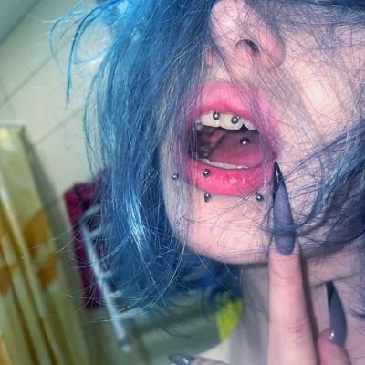 zhXRAY's profile picture. 