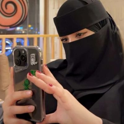 Mahamemo682's profile picture. الصيدلانيه😎ميكس سوهاجى سعودى😂🇸🇦اجعل الوصول اليك حلم والتعلق بوجودك ادمان😉
قل للذين وعودنا بالبقاء.. ان البقاء لله👌🏻