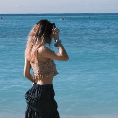 bigIkayaki's profile picture. 👋 hiya｜💬 ENFP 碎碎念｜ 📷 随手拍｜🛍️ 差生文具多｜🏖️ 每天都想去夏威夷｜🩵 家属 @dekaitakoyaki