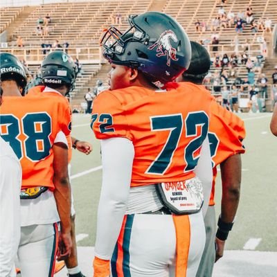 DavidOnyon's profile picture. 6'5 OT | George bush high school | c/o 2028 | 3.6 Gpa | 346-988-1540| Email:davidonyon@outlook.com | hudl:https://t.co/Bsmd9yXIjZ