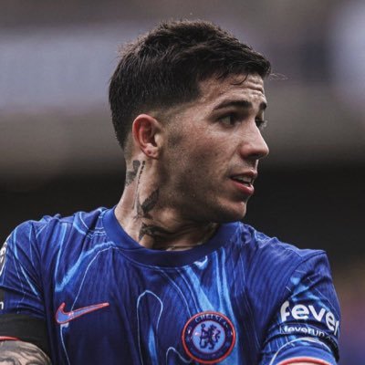 Enzo_0387's profile picture. 🇦🇷 “𝕮𝖆𝖒𝖕𝖊ó𝖓 𝖉𝖊𝖑 𝖒𝖚𝖓𝖉𝖔.‘’|| ₂₀₀₀ || 𝑩𝑾𝑪 ||𝗙𝗼𝗼𝘁𝗯𝗮𝗹𝗹 𝗽𝗹𝗮𝘆𝗲𝗿 || 𝙃𝙚𝙩𝙚𝙧𝙤𝙨𝙚𝙭𝙪𝙖𝙡 ||