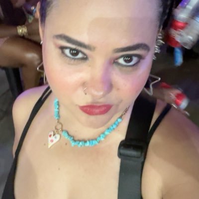 brutahflor's profile picture. Perfil com foco em aleatoriedades. Infinitivamente pessoal. #lanafan #lanadelrey #jeffsatur #saturdaysS #KATSEYE #eyekon  🍒🪐 💃🏻🏳️‍🌈 🌝