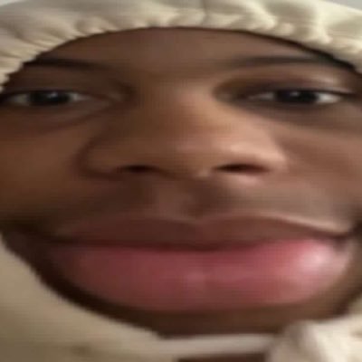 jahinterludes's profile picture. 