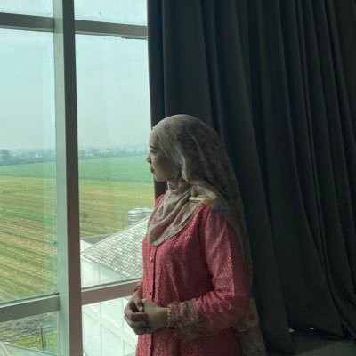 zaniamshr's profile picture. Birokrasi diri