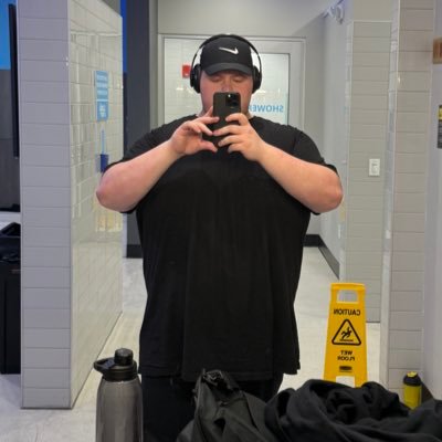 CakeTheSnack's profile picture. 23 • Full-time Music Student, Part-time Content Creator