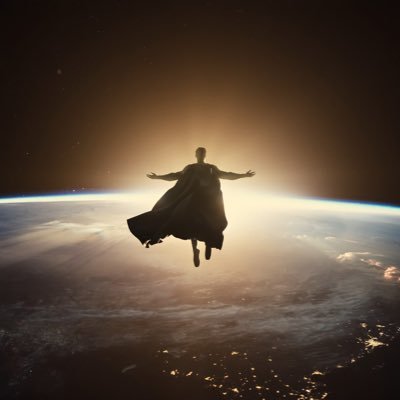 just_p999's profile picture. 💙❤️