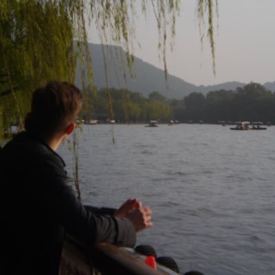 jurekschuelke's profile picture. Köln | bisschen Politik 🌻 | bisschen Jura an der @unicologne 🦖 | currently @ Shanghai