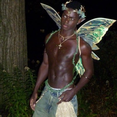 nymphfiction's profile picture. 