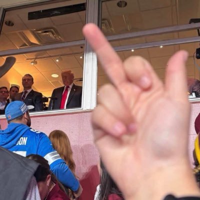 Rockylop5's profile picture. #AirportLife Si no estoy en PR estoy en #UniversalOrlando 🎢. Agnostic. Pushy’s father 😍 🐶 #FuckCancer