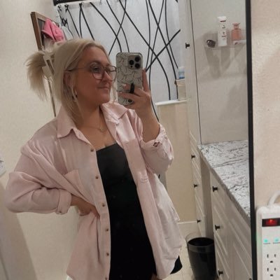 nessssa09's profile picture. rip @NewtonFirstLaw & @Bradley_64