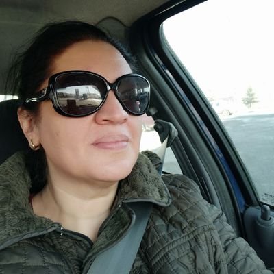 umutmu25's profile picture. Anne ... Evlat candır 🍀
yağmurlar ekerim göğün göğsüne...