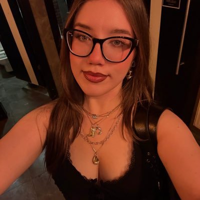 begumcimenlidg's profile picture. esogu/eee