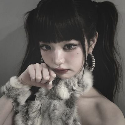 oatlyrina's profile picture. 7teen (08) • 🇯🇴 • sh recovery since 10th Aug '25 • was @/oatyrina but deactivated at 3k and @oatyrina2 hacked report • 🏥x3 • 11 years ed • ifb ♥︎ • edtwt