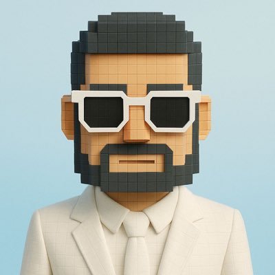 MrRaylX's profile picture. crypto explorer 🪐| crypto maxi warrior alpha mindset | onchain dreamer | my tweets my mind 💭