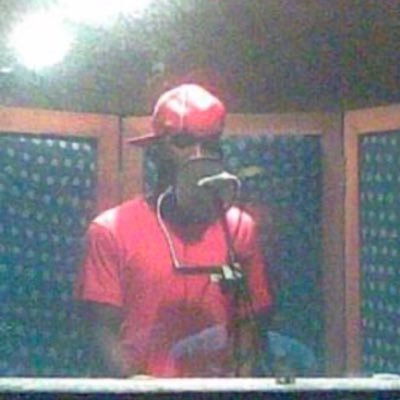 CzarVsCzar's profile picture. Survive 🛟