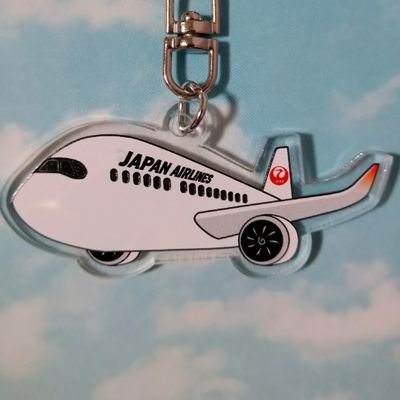 Natsu_385's profile picture. 沖縄県宮古島出身🏝現在、埼玉県在住🏡既婚で1児（中2の娘👧）の母👩夫は埼玉県出身👨
趣味は、故郷の沖縄のラジオを聴く事📻🎶RBCiラジオ『わんDAY』No.209、RBC比嘉俊次アナ推し😊YouTube『JAL、サブチャンネルはじめました。』が大好きで、窪田さん＆和田さん推し😊🧑‍✈️JAL好き✈️