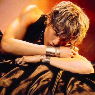 coldelysian's profile picture. https://t.co/lPDzkCqK1m Born of storms and quiet skies. SMLEGENDS.ㅤ 🕯️ @ofpeachpunch