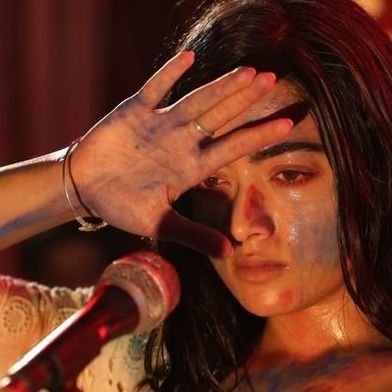 amyraaa_13's profile picture. 