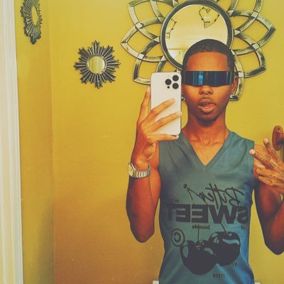 Teestylez_'s profile picture. 𝐓𝐡𝐞 𝐒𝐭𝐫𝐞𝐞𝐭𝐳 𝐅𝐚𝐯𝐨𝐫𝐢𝐭 𝐈𝐜𝐨𝐧.