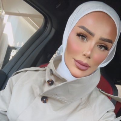 salmaalh84's profile picture. Business & Marketing Graduate | AOU Alumna | Cancer fighter — proudly cancer-free💕 |Driven by resilience, strategy & impact♡︎