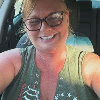 Charlottewood25's profile picture. Make America Great again