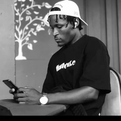 skillfuljnr's profile picture. Professional💈and big Chelsea💙 fun 💪