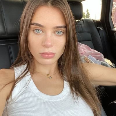 RitaHayworth048's profile picture. 