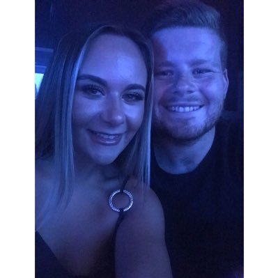 Andrewdobson199's profile picture. Leeds💛🤍,Lufc