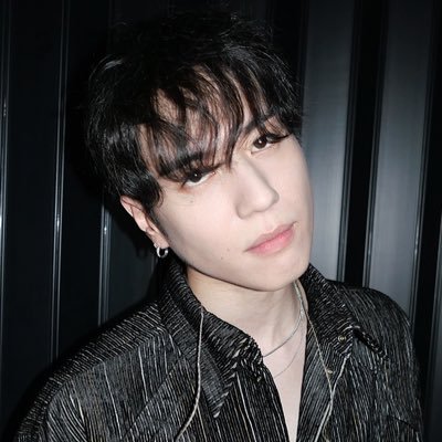 gyeomsdulce's profile picture. 𝐸𝑣𝑒𝑛 𝑖𝑓 𝑡ℎ𝑒 𝑤𝑜𝑟𝑙𝑑 𝑐ℎ𝑎𝑛𝑔𝑒𝑠, 𝑒𝑣𝑒𝑛 𝑖𝑓 𝑡ℎ𝑒𝑟𝑒'𝑠 𝑛𝑜 𝑡𝑜𝑚𝑜𝑟𝑟𝑜𝑤 ᥫ᭡ 𖤓☽
