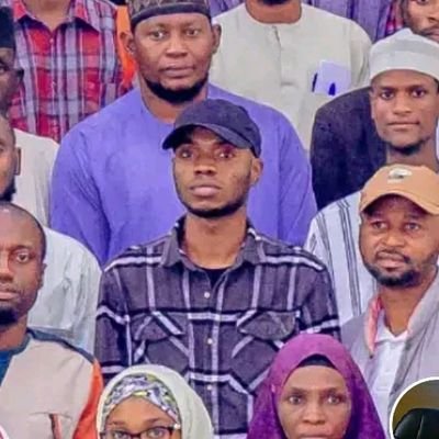 akeem895's profile picture. Big fan of you 😉

MSc Biology in view 😎| BSc in Plant & Environmental Bio | Making the invisible world of plant visible. Fan of robust debate and good science