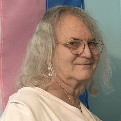 Becky172628511's profile picture. I Won A Lottery Of $754.6 million And I Am Giving $10,000 Out to my first 50 followers all you have to do is DM (BECKY I FOLLOWED)