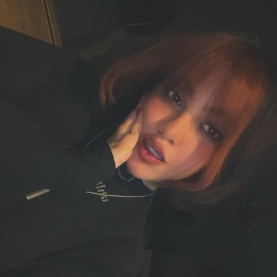 colitaas's profile picture. Living nine lives in black.