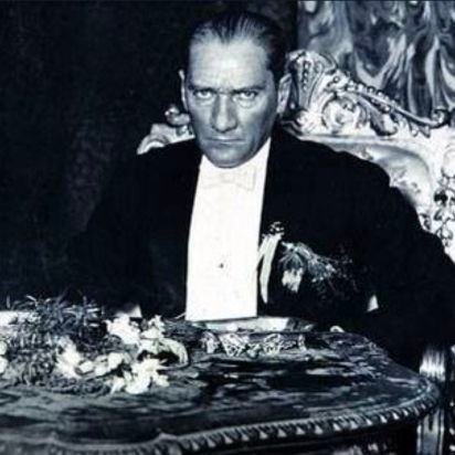 Er23420's profile picture. ❝Saraylarını, azametlerini, taç ve tahtlarını başlarına yıkacağım!❞

—Mustafa Kemal.