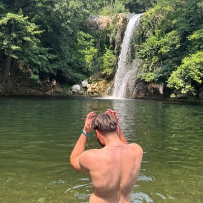 SmokerrST's profile picture. @realmadrid 🤍                                       @RCDEspanyol 🤍💙