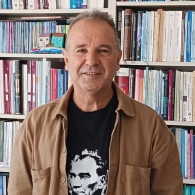 alimeydan01's profile picture. Nevşehir Hacı Bektaş Veli Üniversitesi
Prof. Dr. 
Coğrafya eğitimcisi, arkeolog, sosyolog