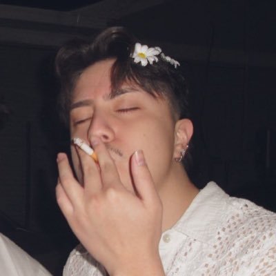 xyeoljae's profile picture. 23 | ♏︎