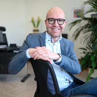 OliverGortat's profile picture. Offizieller X-Kanal von Oliver Gortat!