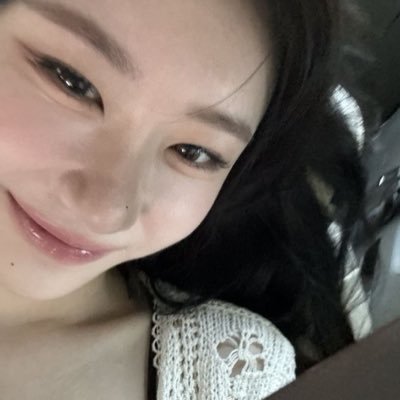 chaehwaz's profile picture. ᴍᴜʟᴛɪ | midzy ; nctzen ♫ 🎧. ⩜⃝ ☻ ~ flolifers ´´ 브리즈 🐩 TUNNEL VISION