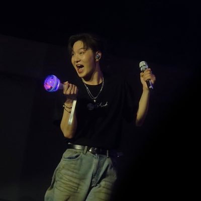 chunbae_sub's profile picture. 🍑👑