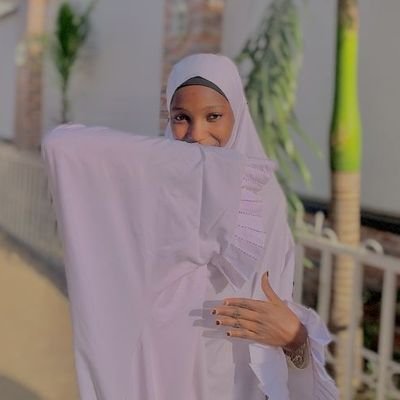 TweetsByAGG's profile picture. 